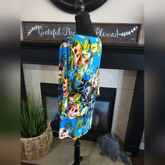 Attitudes Ladies Floral Tunic Top - Picture 7 of 9